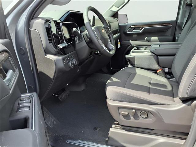new 2025 Chevrolet Silverado 1500 car, priced at $51,945