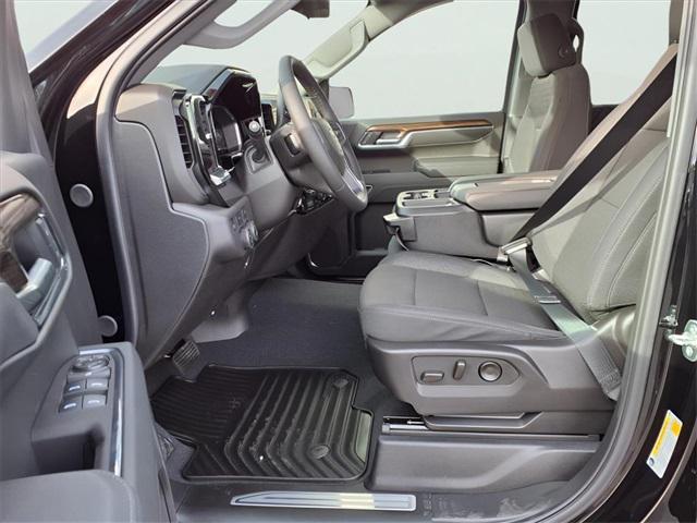 new 2025 Chevrolet Silverado 1500 car, priced at $59,370