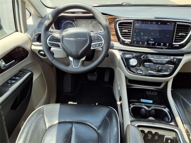 used 2023 Chrysler Pacifica car, priced at $27,997