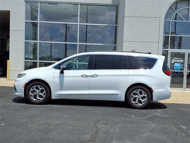used 2023 Chrysler Pacifica car, priced at $27,997