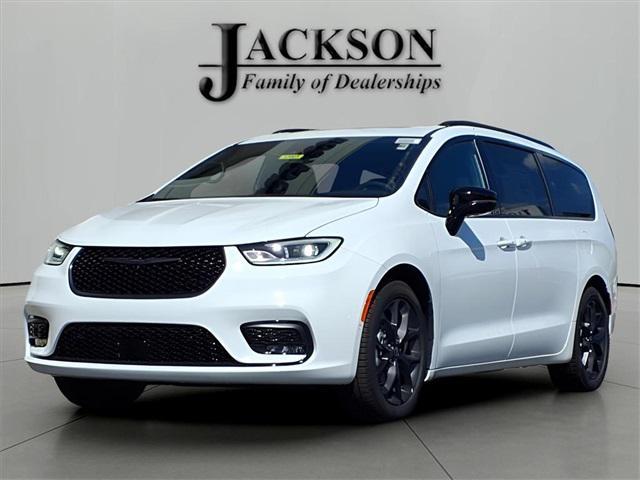 new 2026 Chrysler Pacifica car