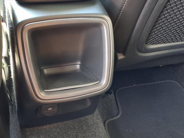 used 2020 Volvo XC40 car, priced at $22,997