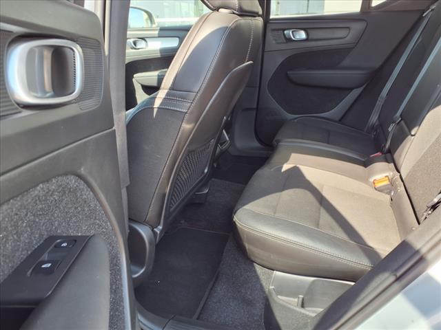 used 2020 Volvo XC40 car, priced at $22,997