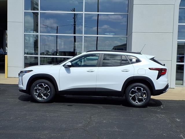 new 2025 Chevrolet Trax car, priced at $25,385