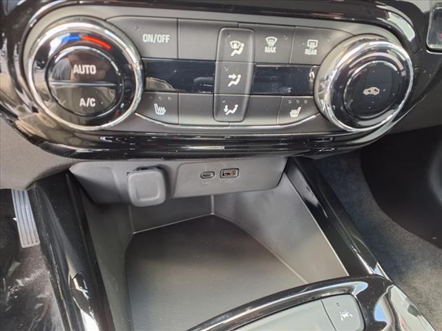 new 2025 Chevrolet Trax car, priced at $25,385