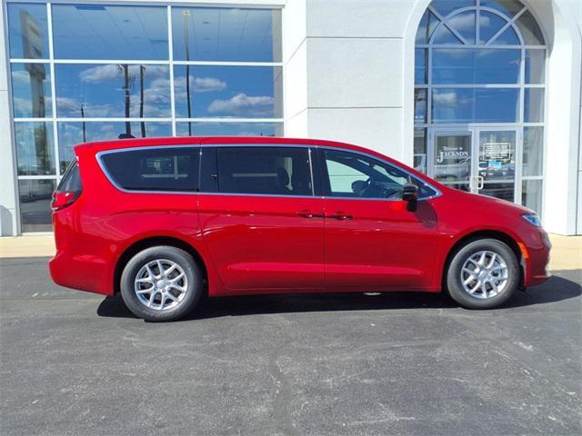 new 2026 Chrysler Pacifica car