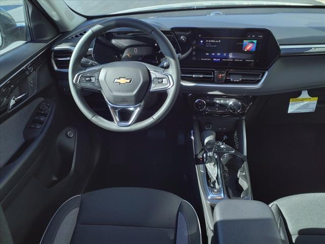 new 2025 Chevrolet TrailBlazer car, priced at $27,080