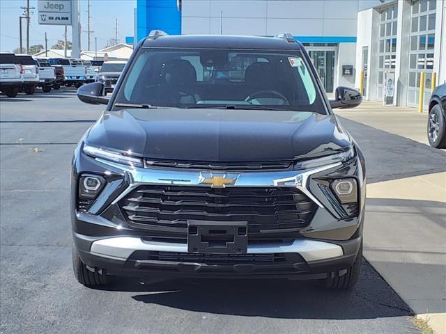 new 2025 Chevrolet TrailBlazer car, priced at $27,080