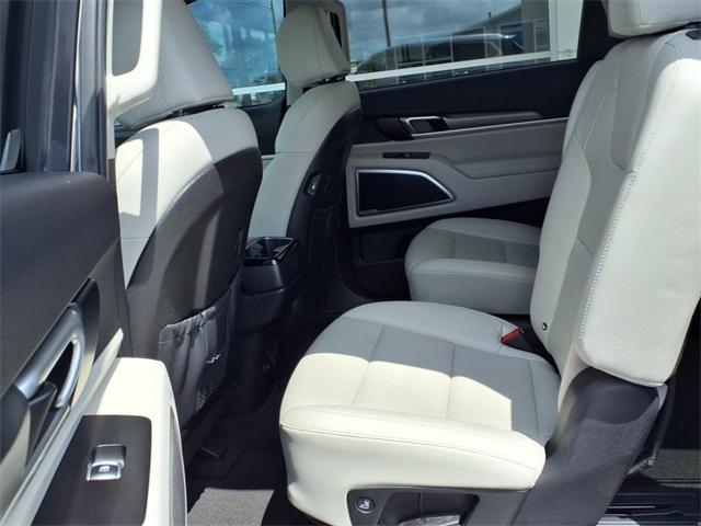 used 2022 Kia Telluride car, priced at $31,596