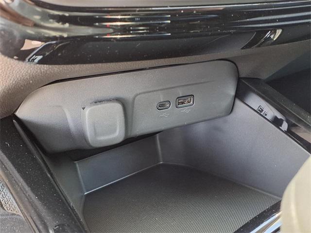 new 2025 Chevrolet Trax car, priced at $25,385