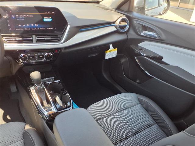 new 2025 Chevrolet Trax car, priced at $25,385