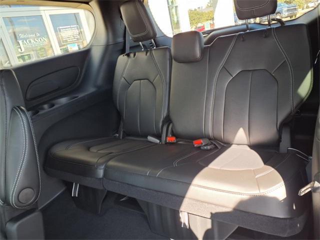 new 2026 Chrysler Pacifica car