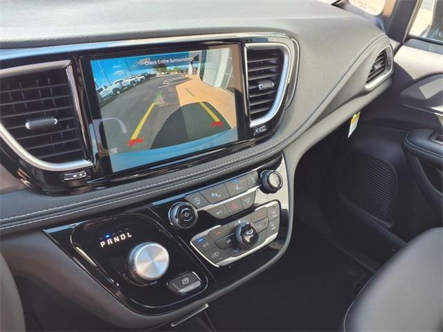 new 2026 Chrysler Pacifica car