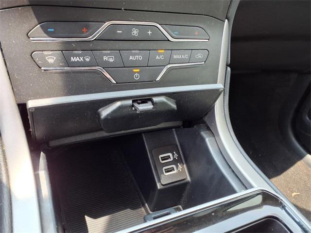 used 2019 Ford Edge car, priced at $20,235