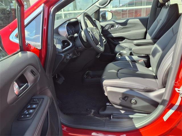 new 2026 Chrysler Pacifica car