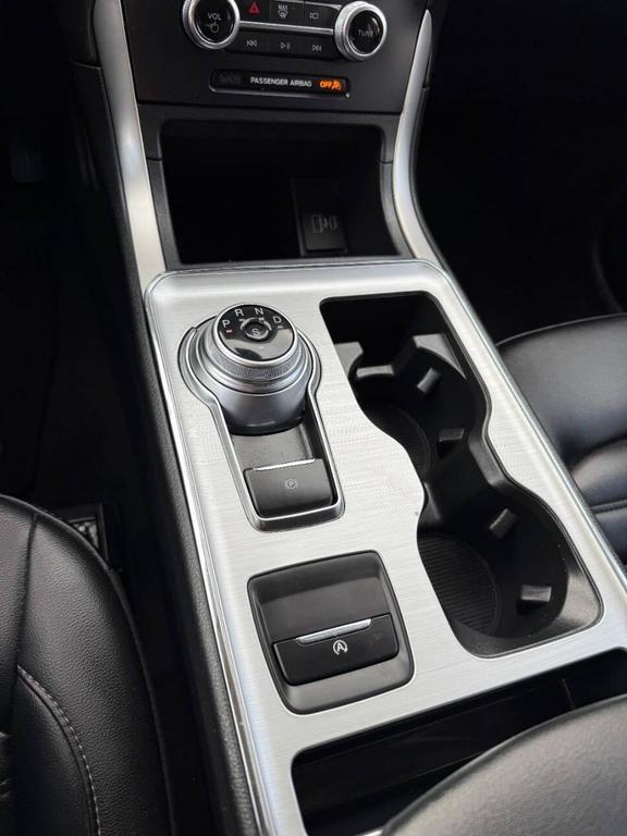 used 2022 Ford Edge car, priced at $15,998