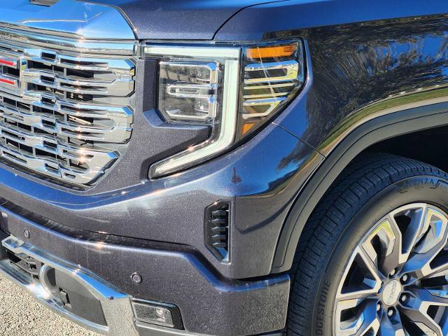 used 2023 GMC Sierra 1500 car, priced at $52,977
