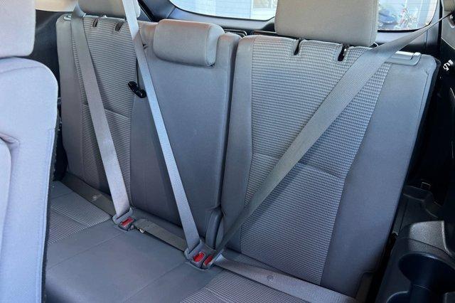 used 2022 Toyota Highlander car, priced at $28,499