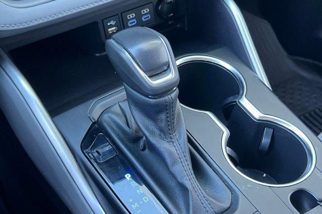 used 2022 Toyota Highlander car, priced at $28,499