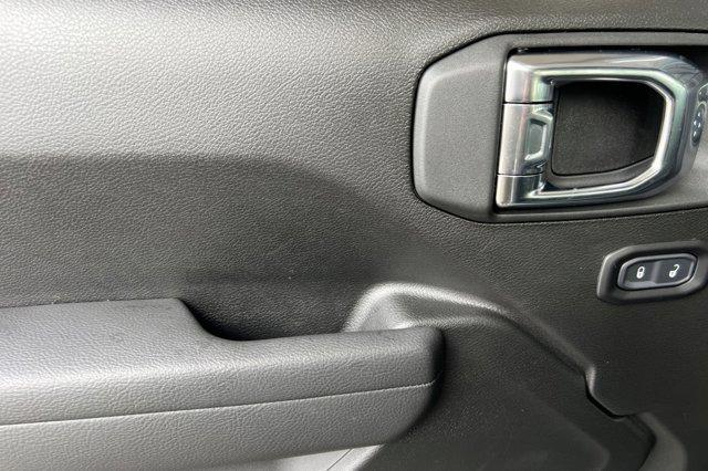 new 2026 Jeep Wrangler car, priced at $44,872