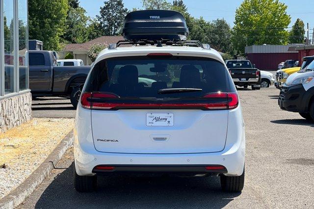 new 2025 Chrysler Pacifica car, priced at $44,347