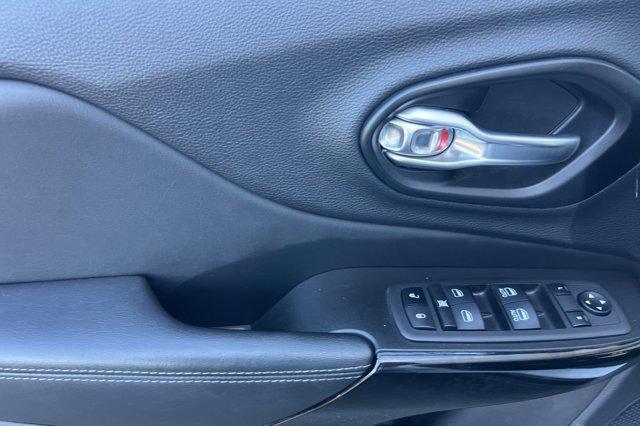 used 2023 Jeep Cherokee car, priced at $21,495