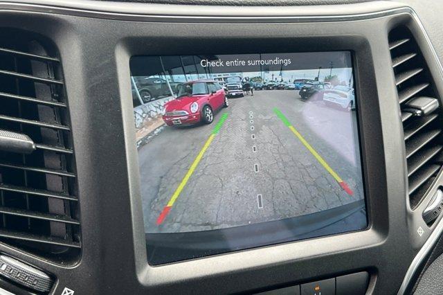 used 2022 Jeep Cherokee car, priced at $18,999