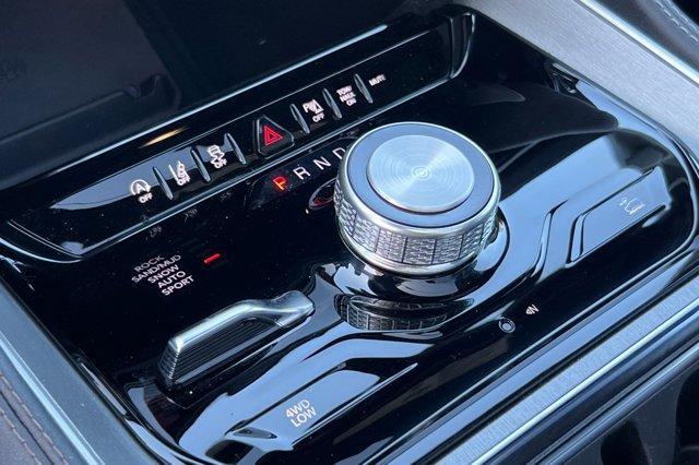 new 2025 Jeep Wagoneer car, priced at $70,944