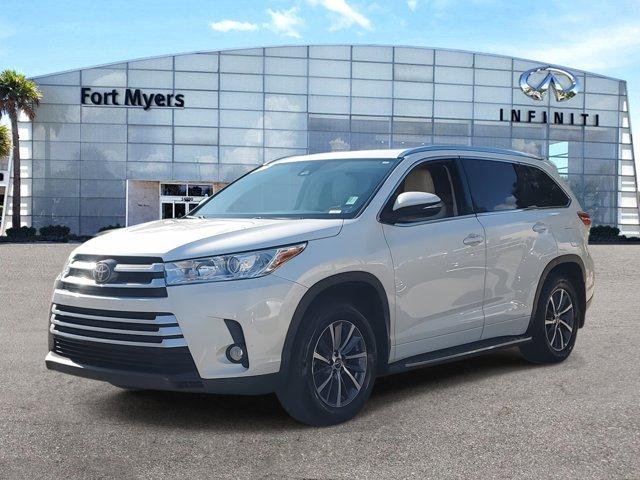 used 2018 Toyota Highlander car, priced at $21,550