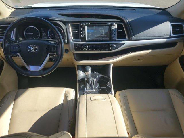 used 2018 Toyota Highlander car, priced at $21,550