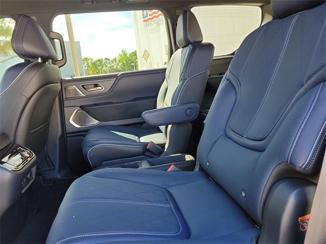 new 2026 INFINITI QX80 car, priced at $94,685