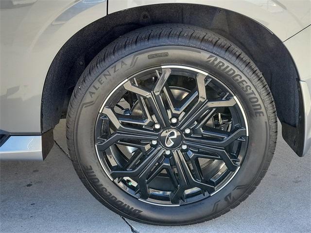 new 2026 INFINITI QX80 car, priced at $94,685