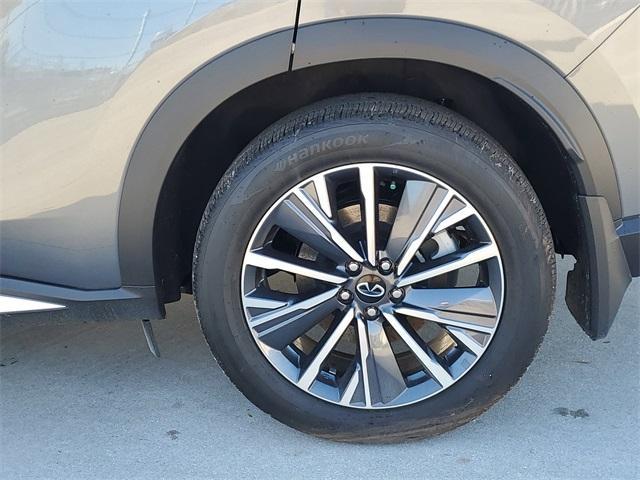new 2026 INFINITI QX60 car, priced at $57,990