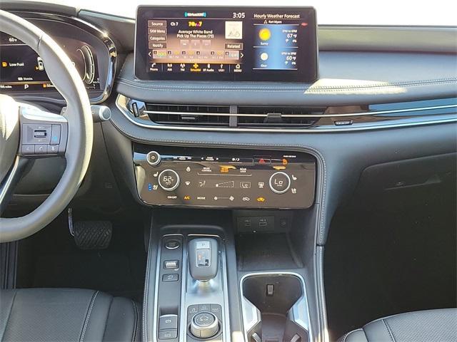 used 2025 INFINITI QX60 car, priced at $43,500