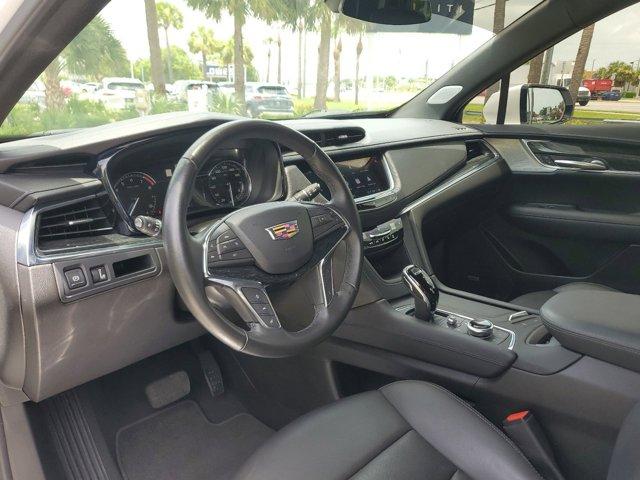 used 2021 Cadillac XT5 car, priced at $28,331