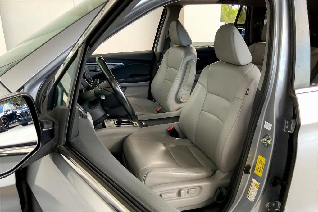 used 2020 Honda Pilot car, priced at $14,191