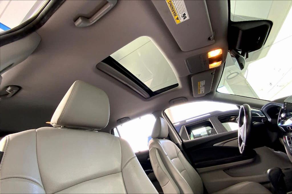 used 2020 Honda Pilot car, priced at $14,191