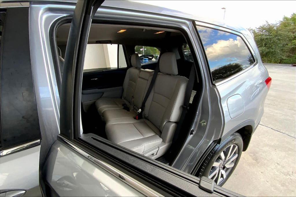 used 2020 Honda Pilot car, priced at $14,191