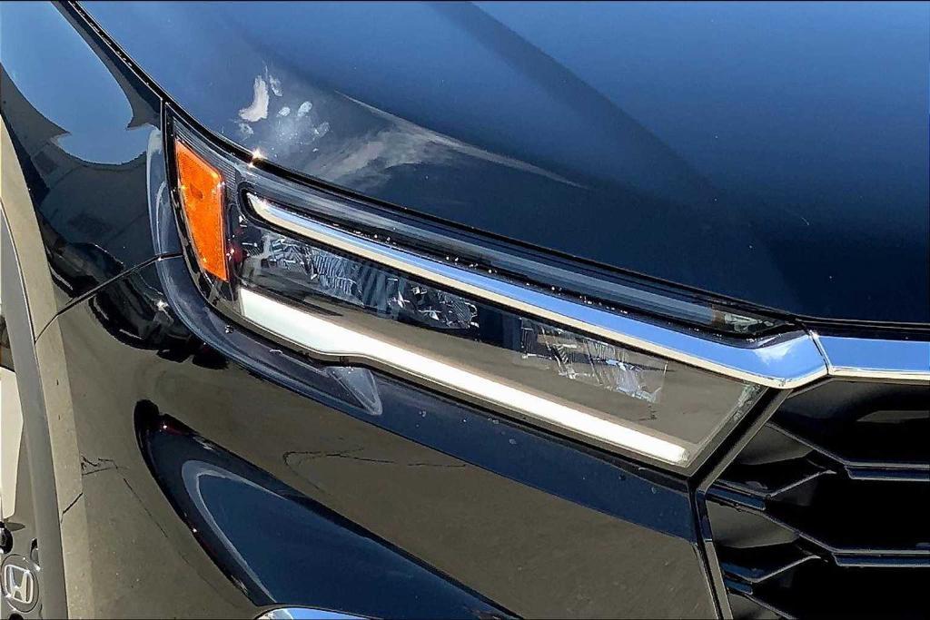 new 2025 Honda Pilot car, priced at $54,575