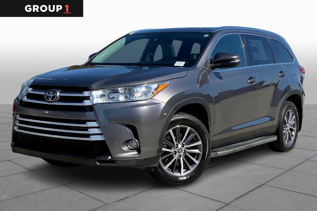 used 2019 Toyota Highlander car, priced at $24,129