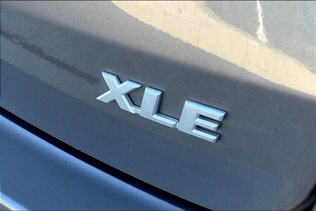 used 2019 Toyota Highlander car, priced at $24,129