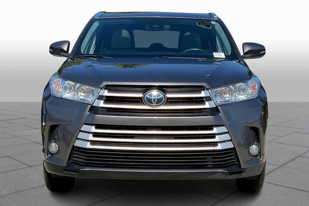 used 2019 Toyota Highlander car, priced at $24,129