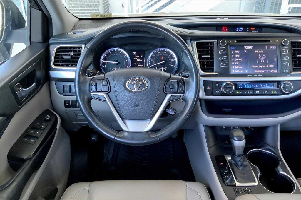 used 2019 Toyota Highlander car, priced at $24,129