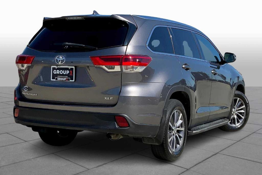 used 2019 Toyota Highlander car, priced at $24,129