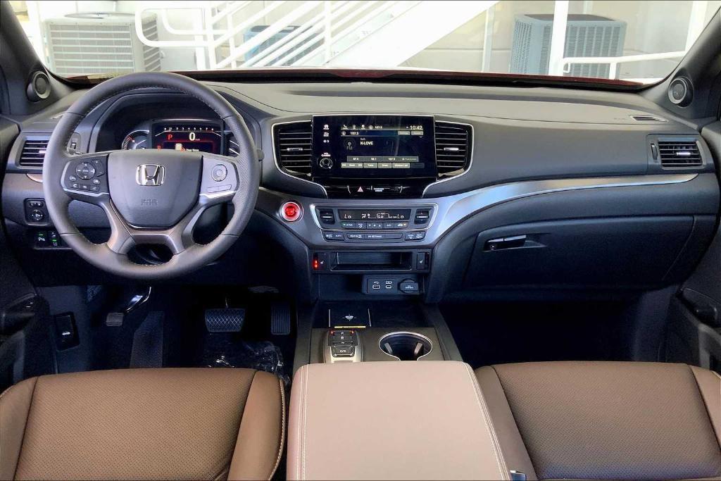 new 2025 Honda Passport car, priced at $41,593