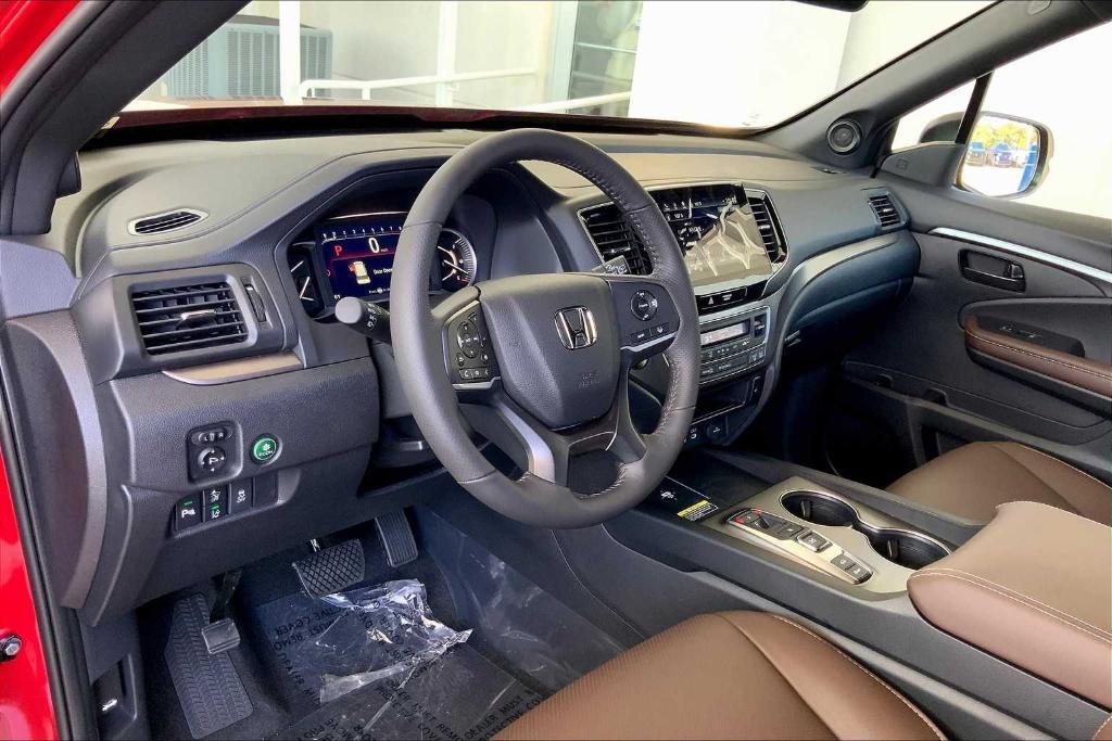 new 2025 Honda Passport car, priced at $41,593