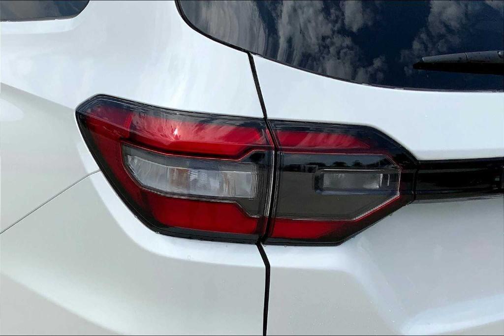 new 2025 Honda Pilot car, priced at $45,989