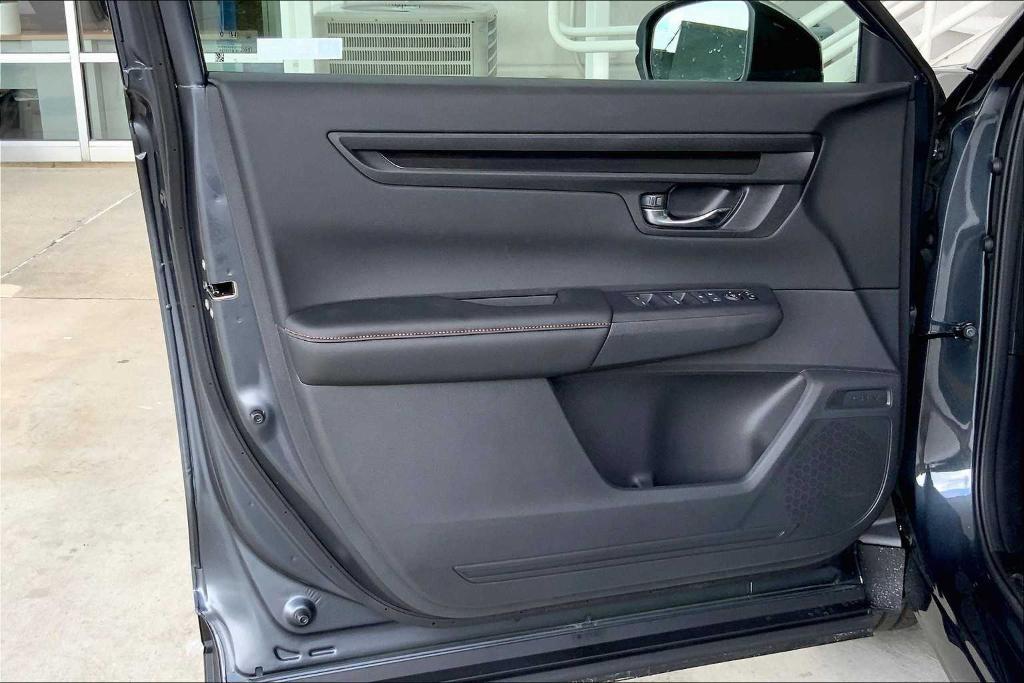 new 2026 Honda CR-V Hybrid car, priced at $35,405