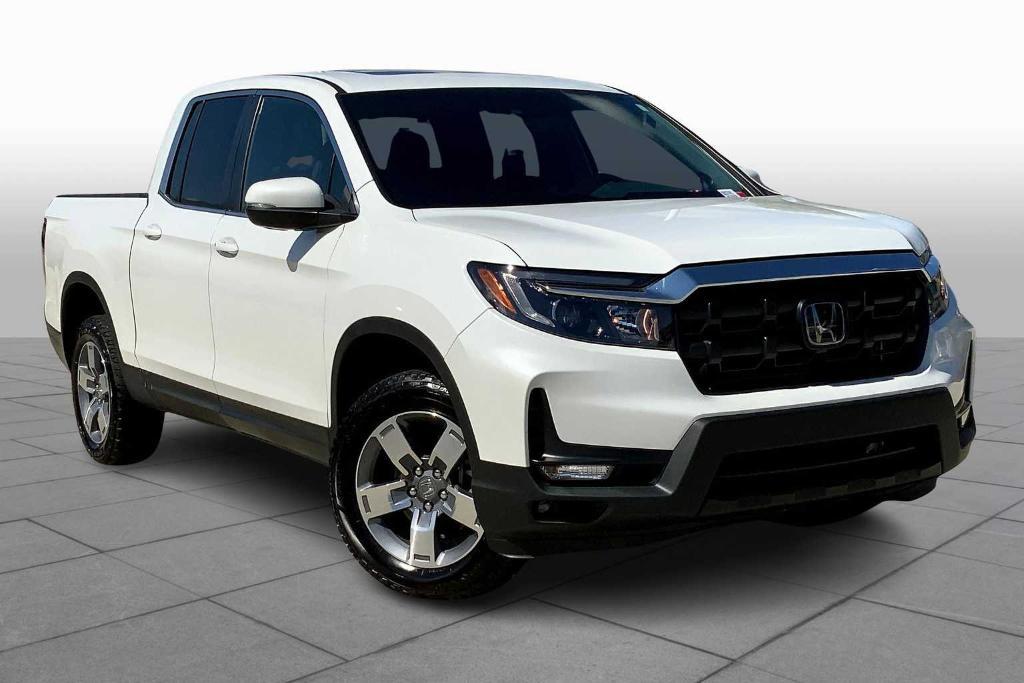 used 2025 Honda Ridgeline car, priced at $42,114