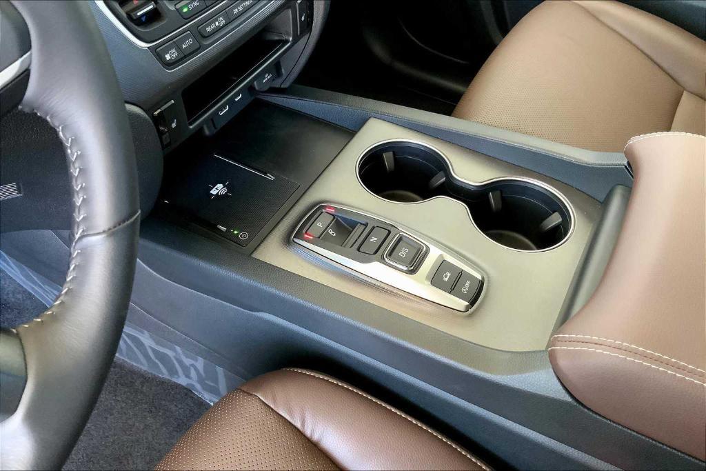 used 2025 Honda Ridgeline car, priced at $42,114